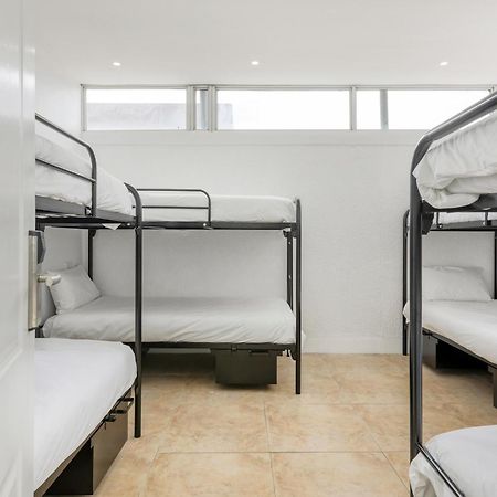 Inn & Out Express Sea Point Cape Town Ngoại thất bức ảnh