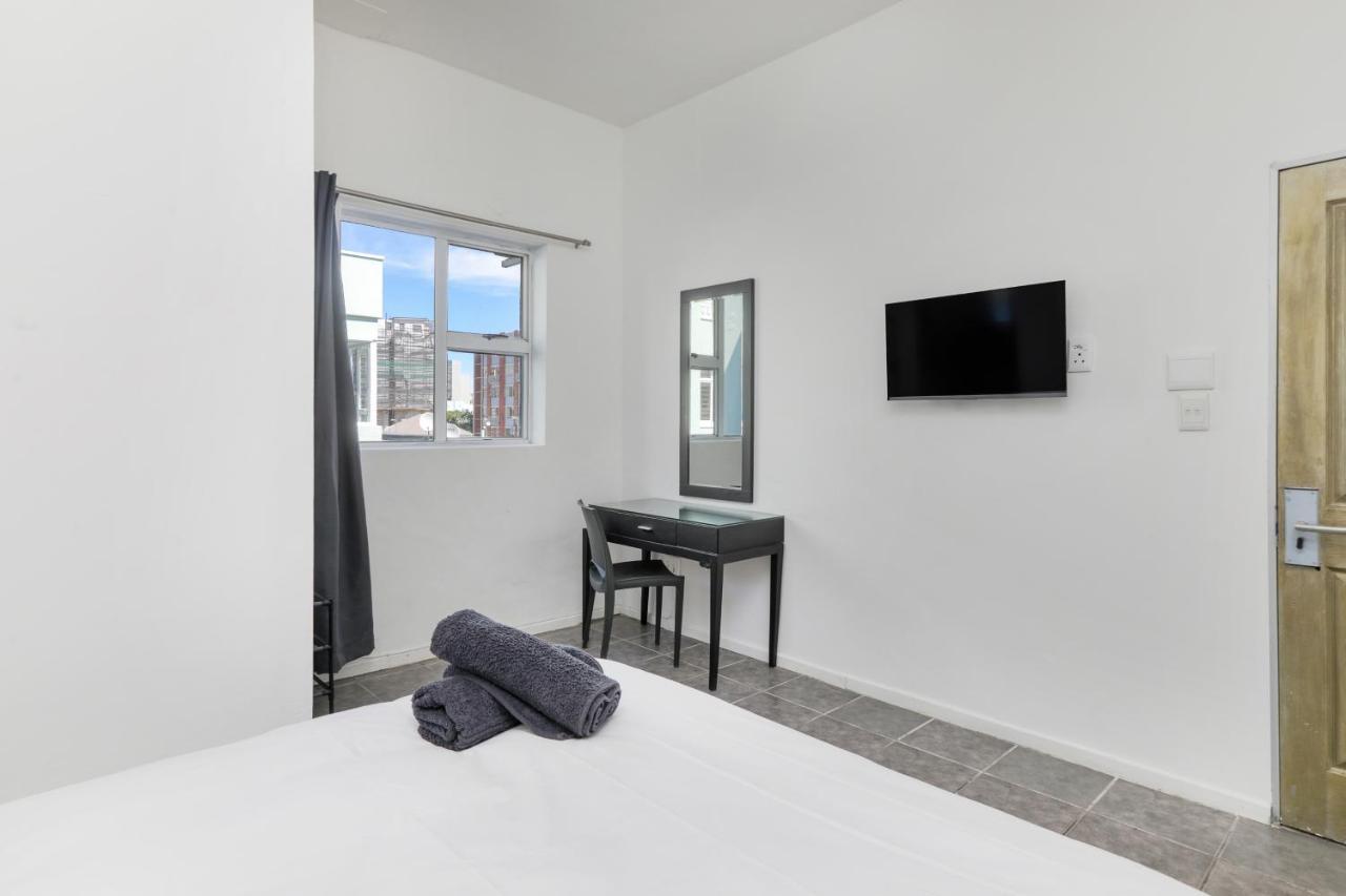 Inn & Out Express Sea Point Cape Town Ngoại thất bức ảnh