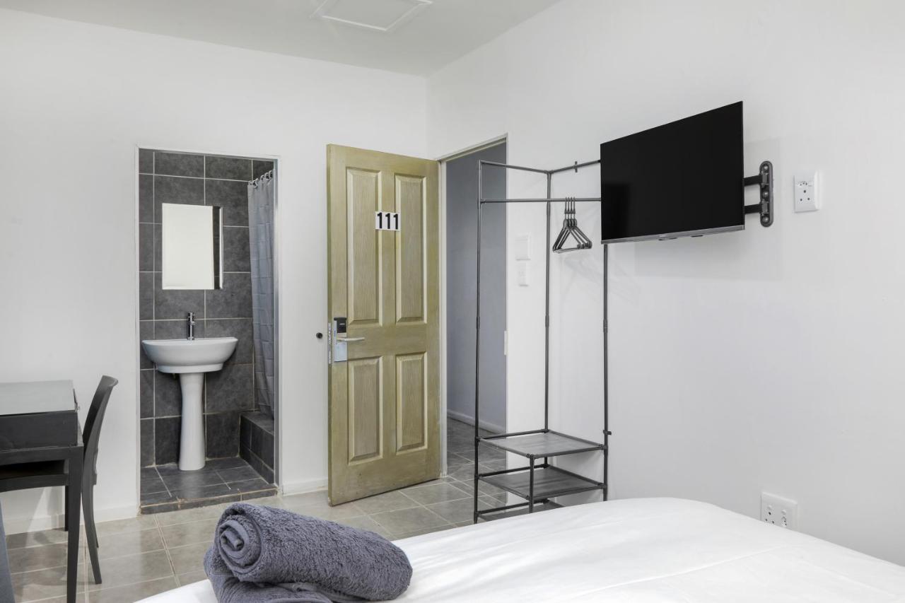 Inn & Out Express Sea Point Cape Town Ngoại thất bức ảnh